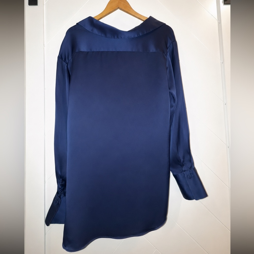 HELLESSY size 6 Stella Asymmetrical 100% Silk Draped Blouse 4” cuffs Navy $890 - Picture 11 of 11